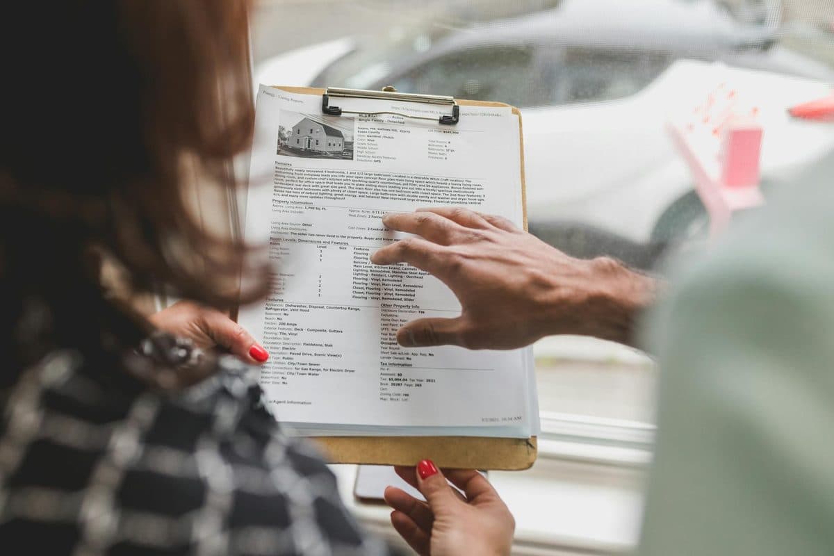How to Use Case Studies on Your Estate Agent Website to Win Instructions